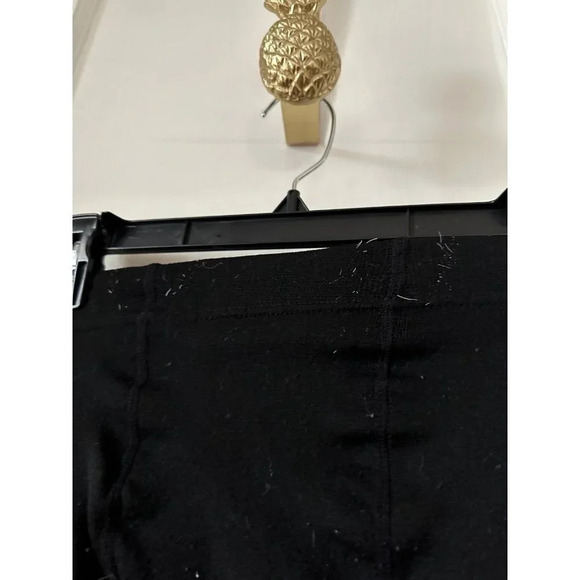 Women’s size Medium black leggings - Picture 7 of 7